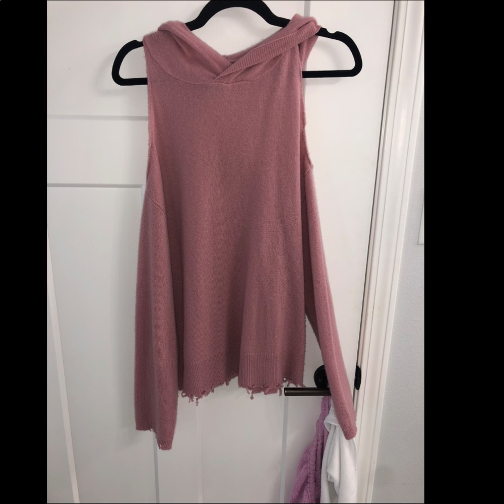 RtA open shoulder sweater. SUPER SOFT size small